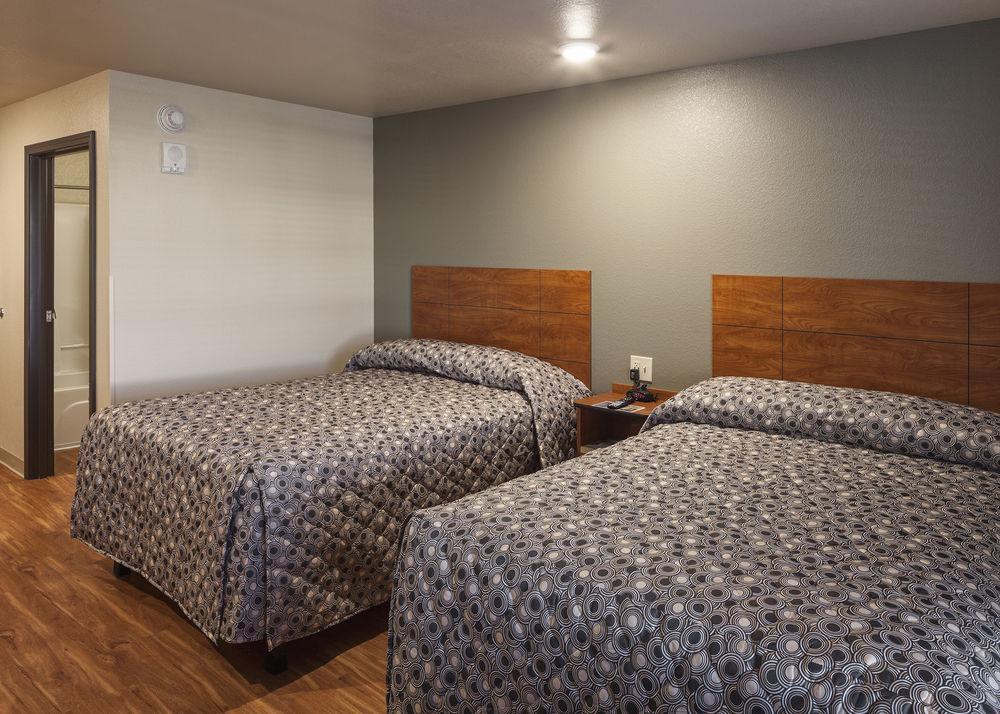 Woodspring Suites Lincoln Northeast I-80 Exteriör bild