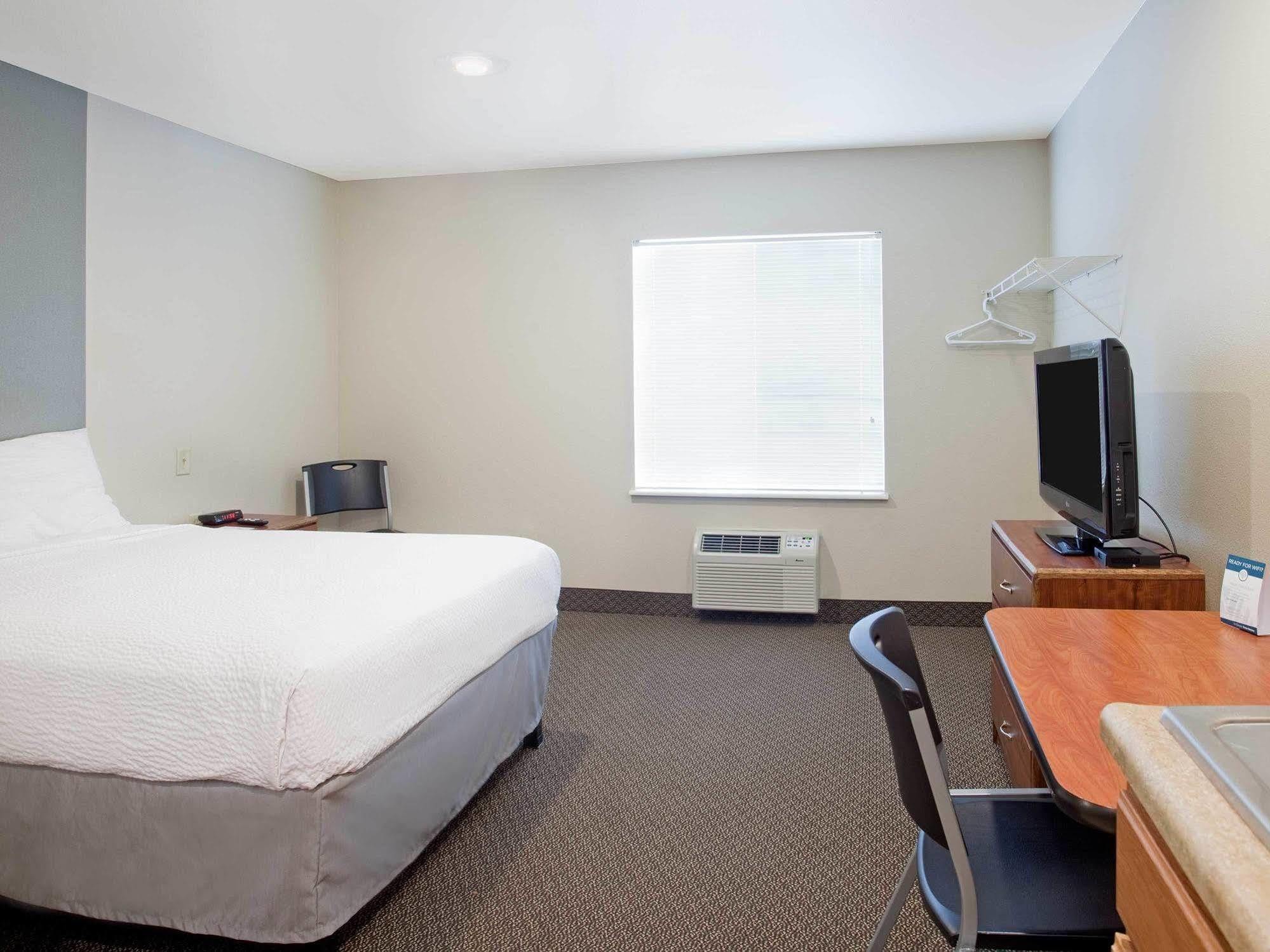 Woodspring Suites Lincoln Northeast I-80 Exteriör bild